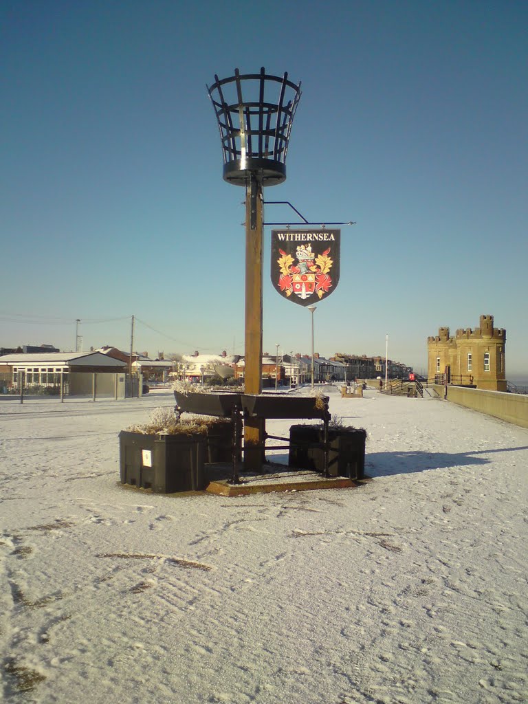 Withernsea beacon by Monsterclip