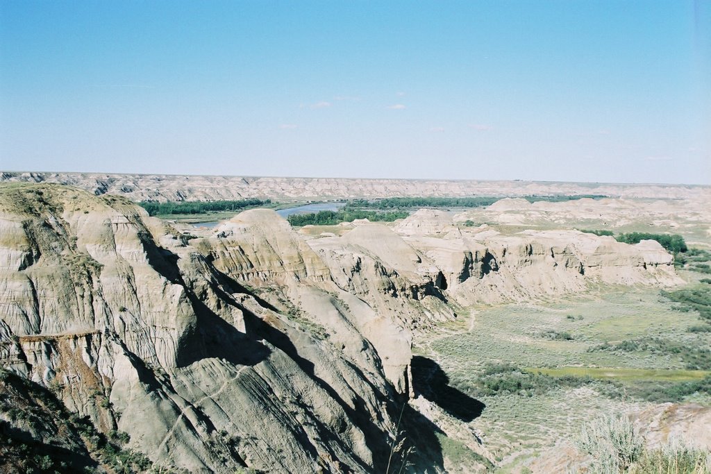 Dinosaur Provincial Park by benoit