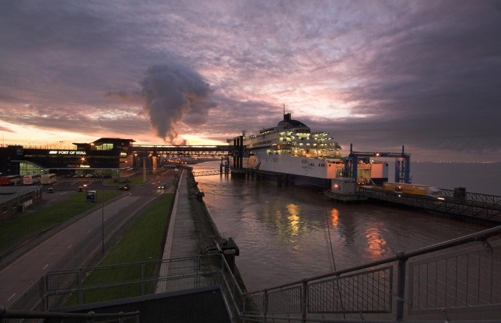 King George dock by Oddlegs