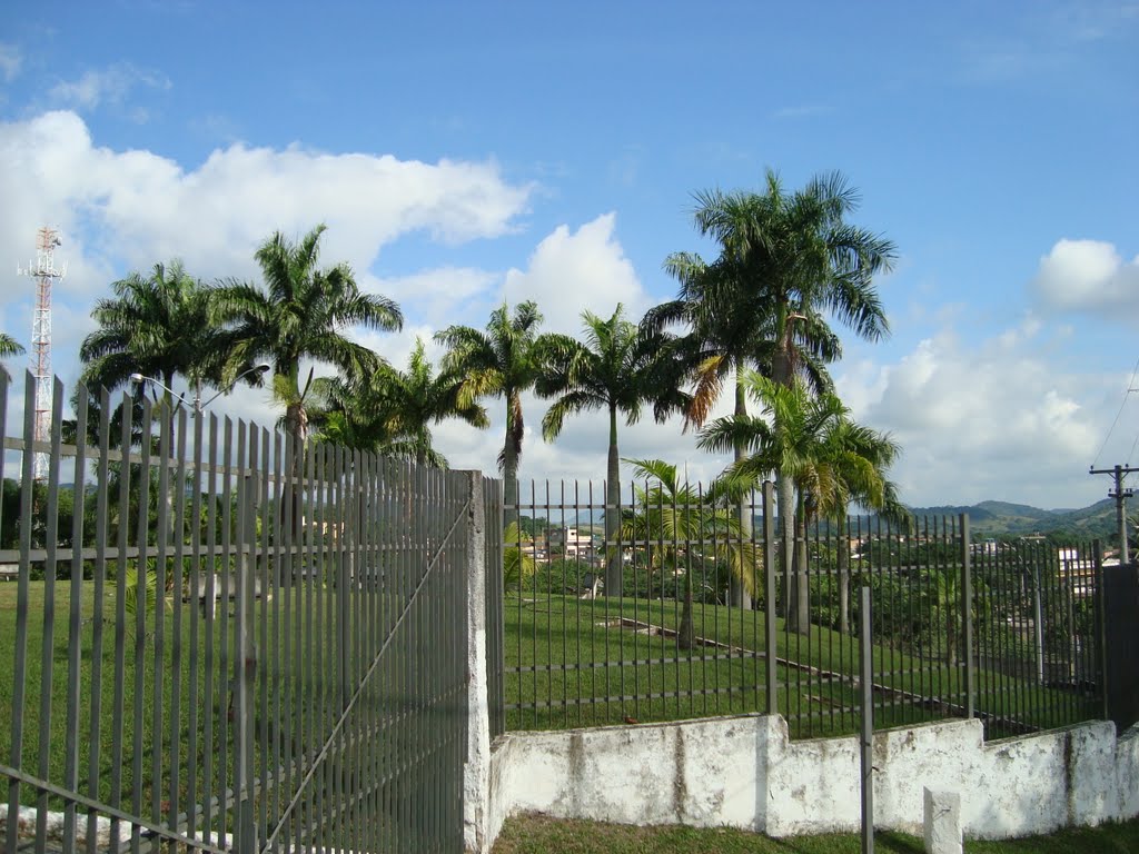 Palmeiras,morro da Igreja Católica by Paulo do Correio