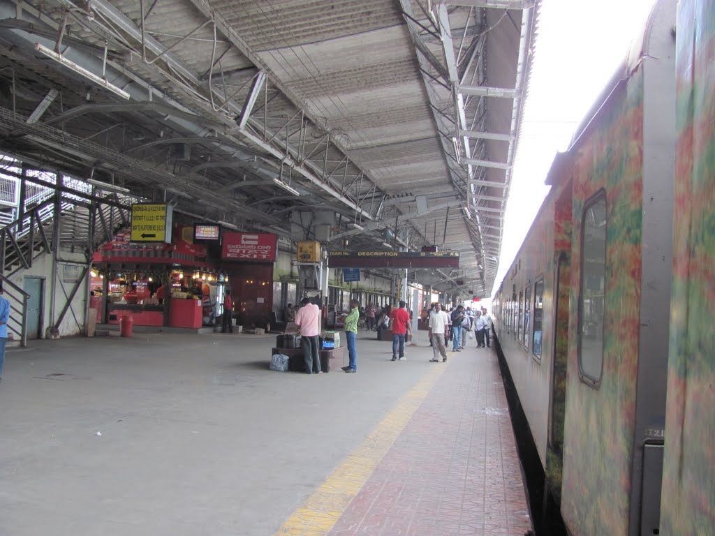 Vijayawada railway station platform No. 7 by evdsastry