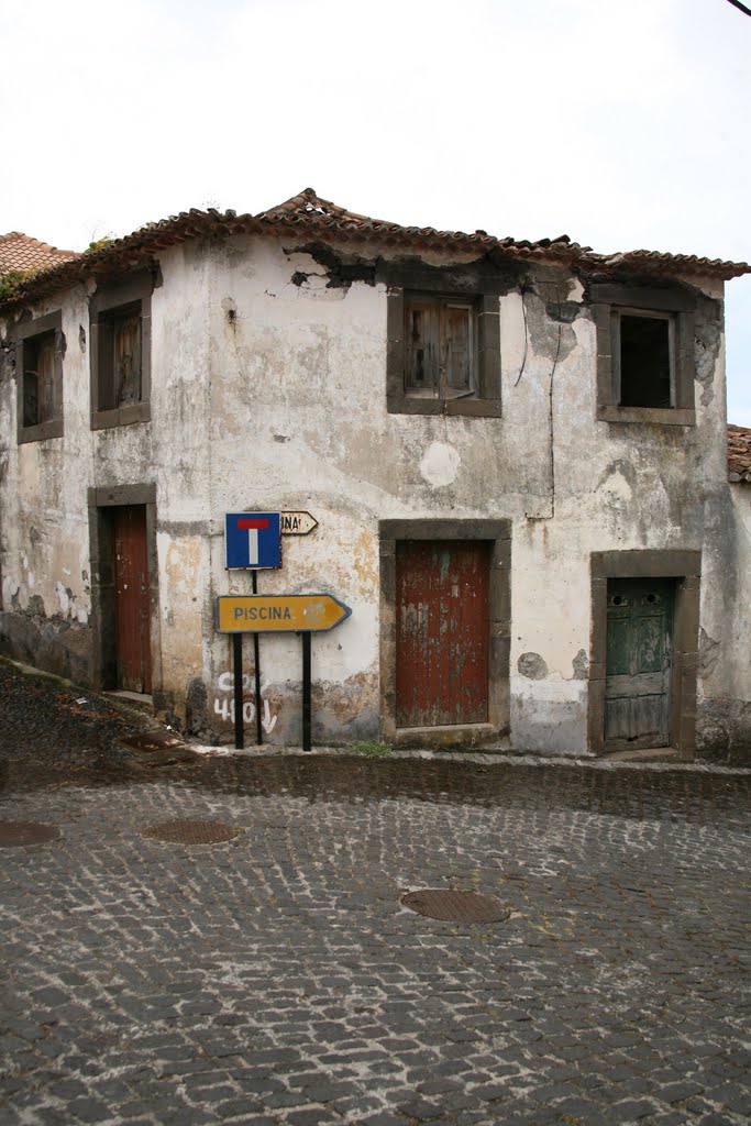 Ponta Delgada, Ilha da Madeira, Madeira, Portugal by Hans Sterkendries