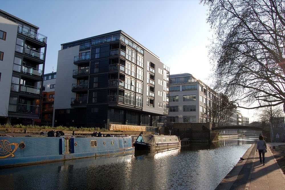 Regents Canal, Hackney, London by pthompson500