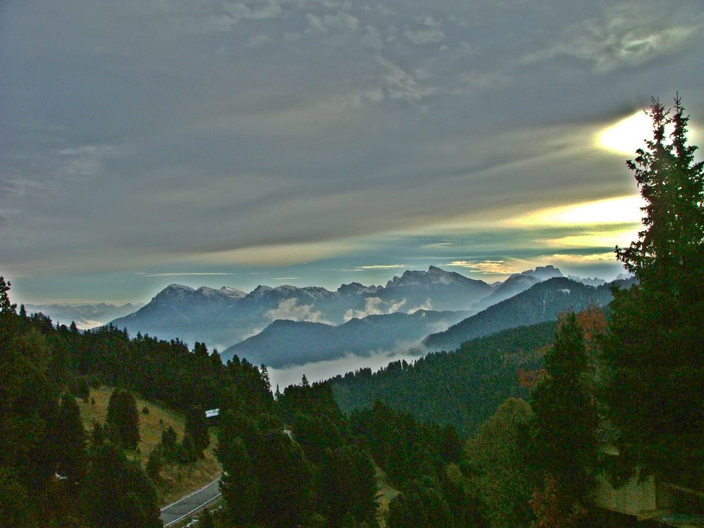 Alba al Passo delle Erbe by Enzo Laner