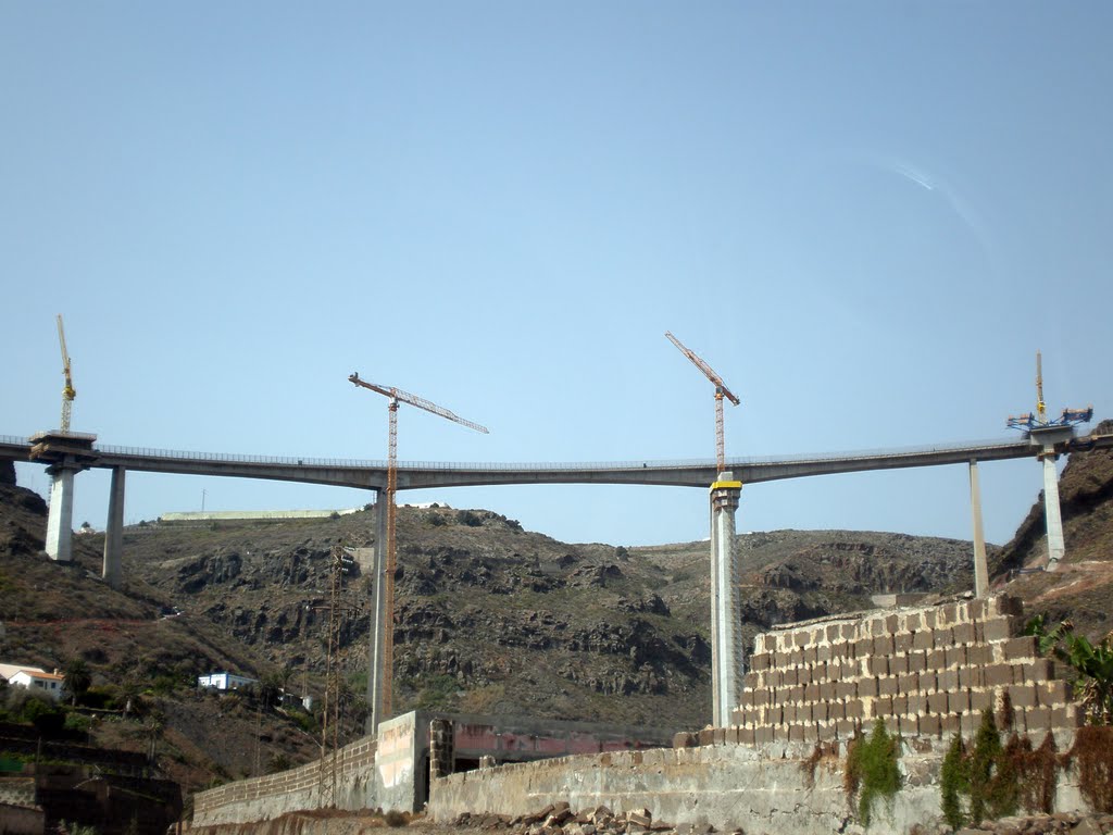 Desdoblamiento del viaducto de Silva (2009) by TORROJA INGENIERÍA