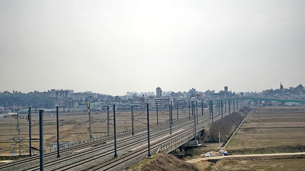 2010, Songtan section of Pyeongtaek City, south bound by Qwilleran