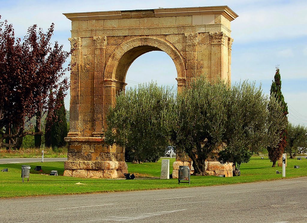 Arc de Berà by Marcel Puig Puig