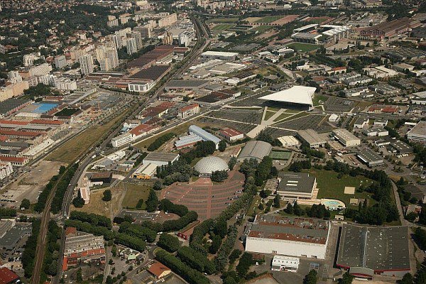 Quartier Plaine Achille by Fega