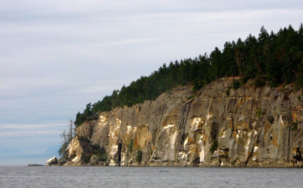 Cliffs of Gabriola by Nawitka