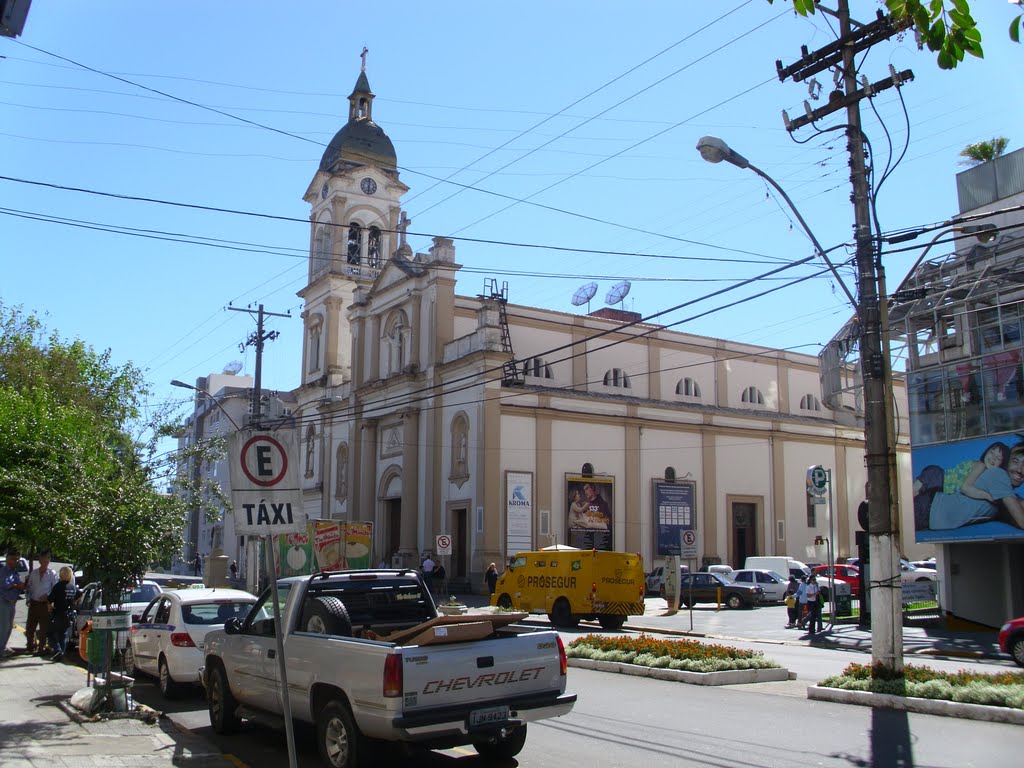 JC® - Bento Gonçalves - Centro - Igreja Santo Antônio by José Carminatti