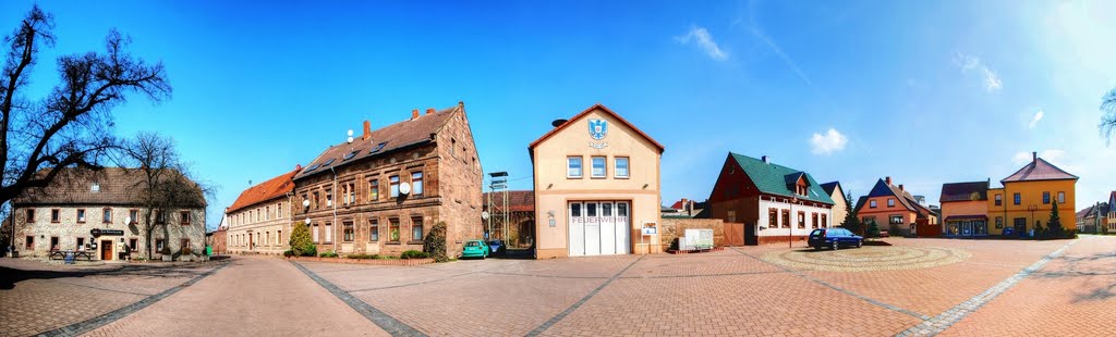 Bottendorf: Schenkenplatz (HDR) by Karl-Hans Vollrath