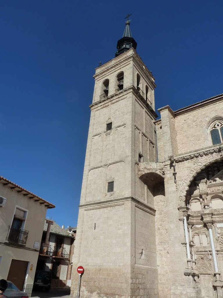 Torre de la Iglesia de Torrijos by José Palau Domenech