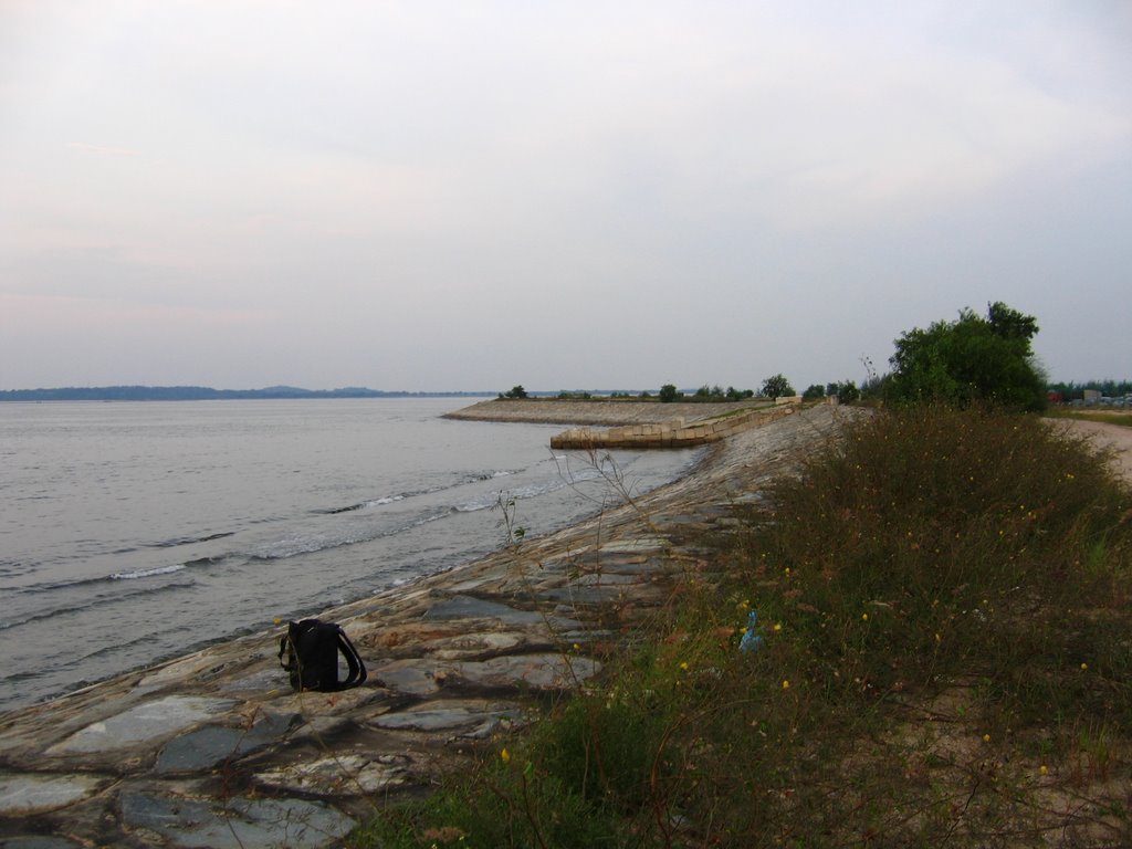 Coast of Changi East by transcend