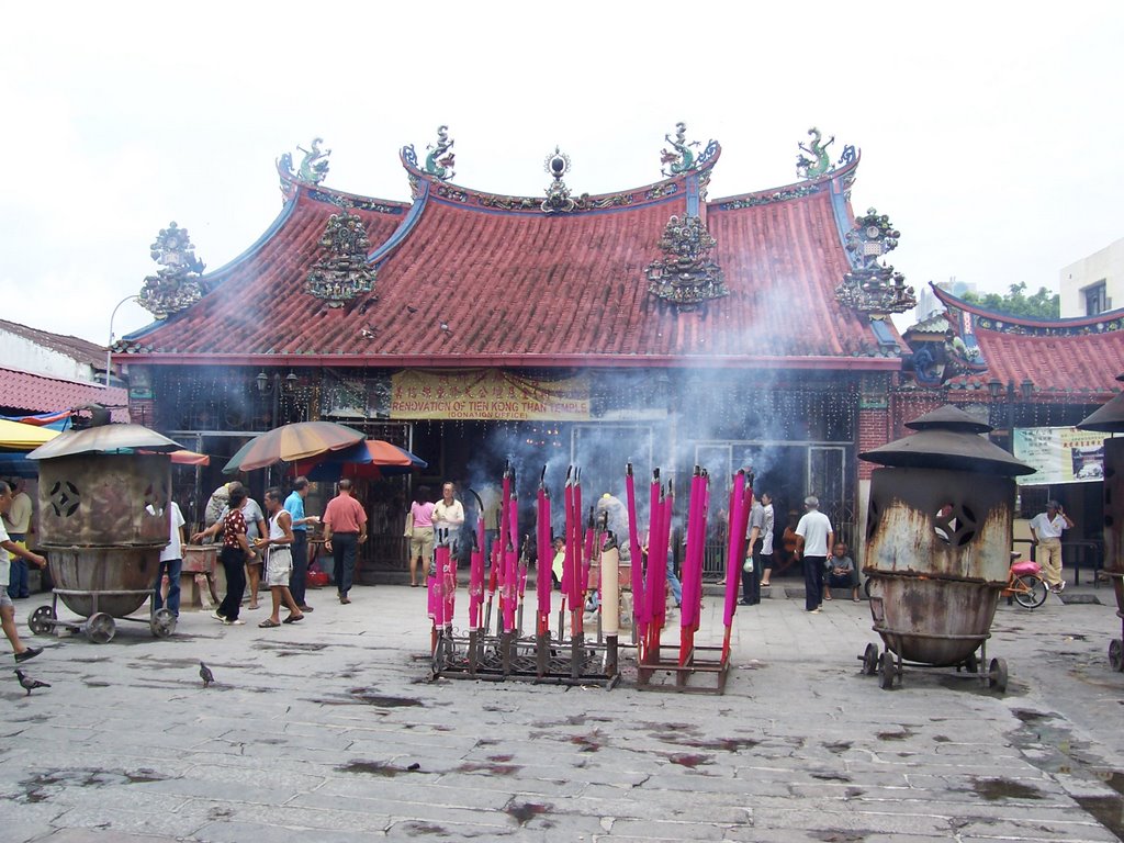 Penang Famous Kuan Yin Temple by GP Soon (元彬)