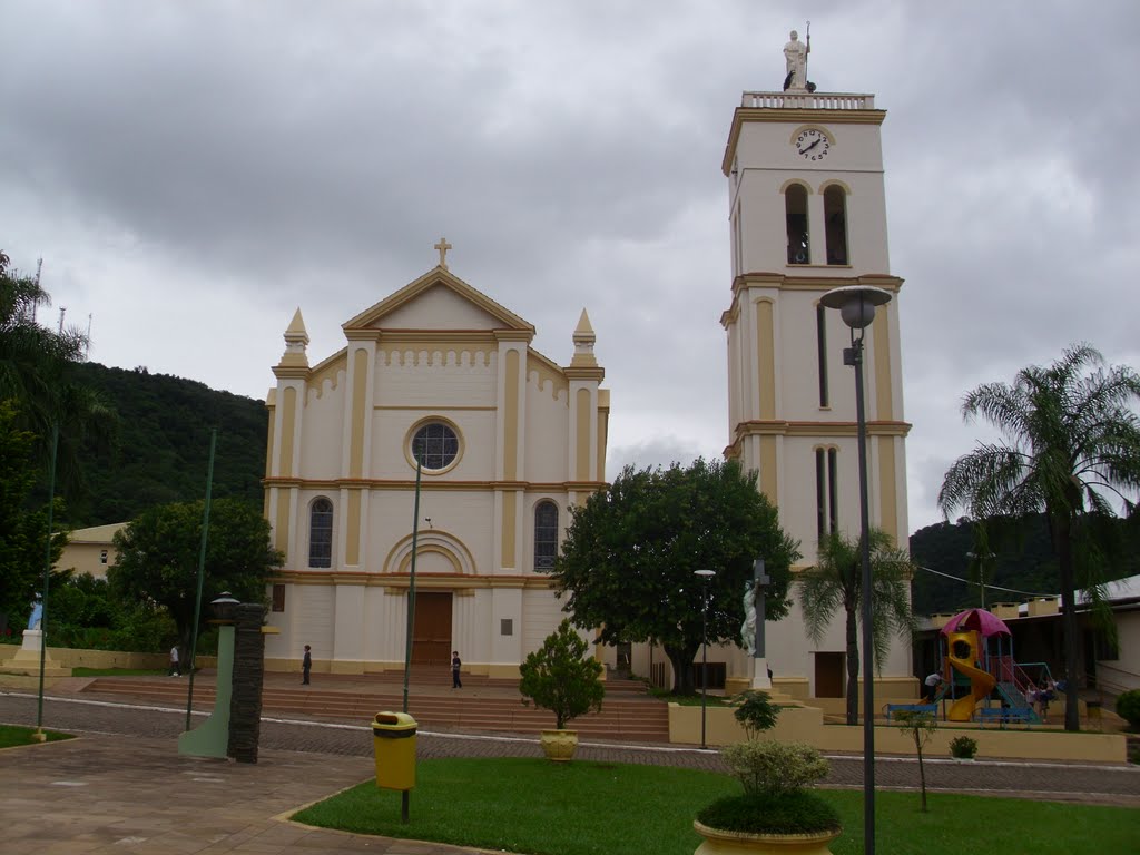 JC® - Vila Maria - Centro - Igreja Nossa Senhora da Saúde by José Carminatti