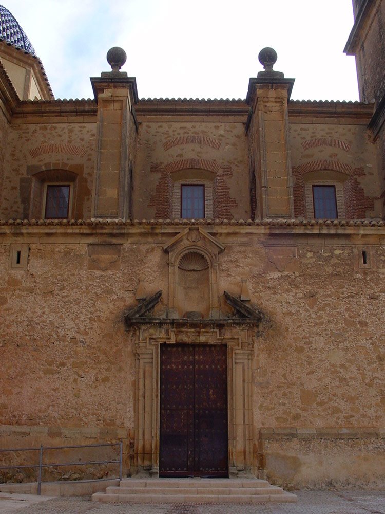 Entrada a la iglesia by explorador555