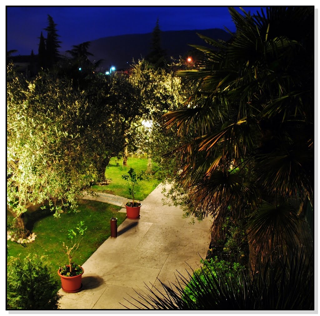 ¤{B} - Garda zur blauen Stunde_Garda at the blue hour by Badewanne