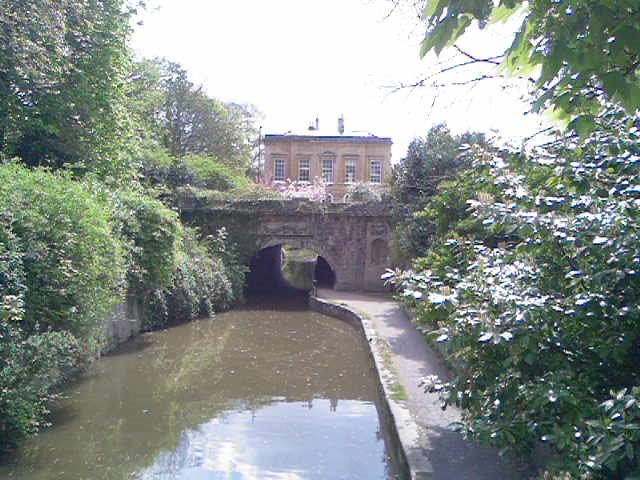 Kennet and Avon canal by thebluehighway