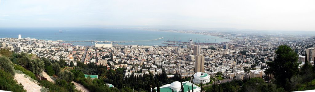 Israel.Haifa.Panorama by Pavel Lisiansky