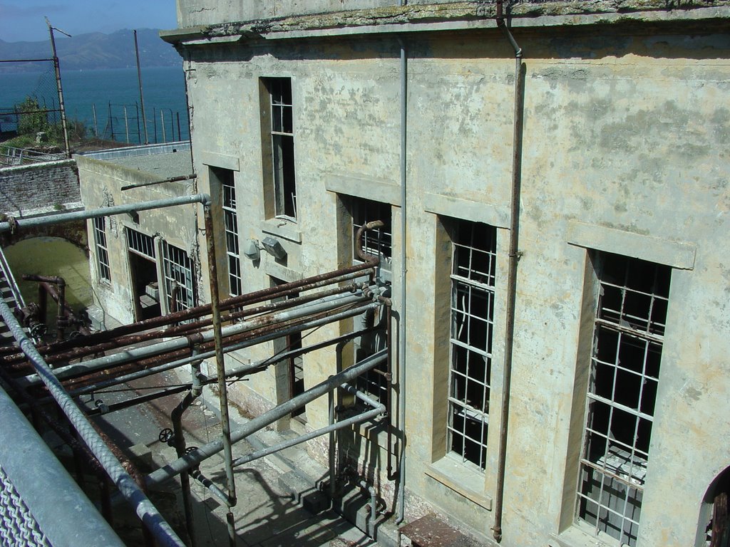 Alcatraz Island Power Plant by GNR8