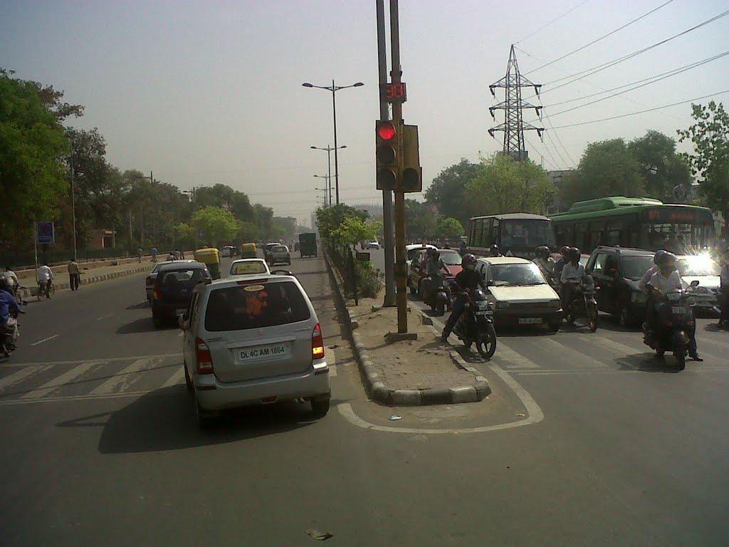 Ring Road Wazirpur by Anurag Kumar