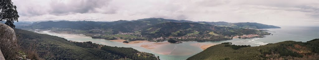 PANORÁMICA de la Reserva de la Biosfera de Urdaibai by >>päntarheî<<