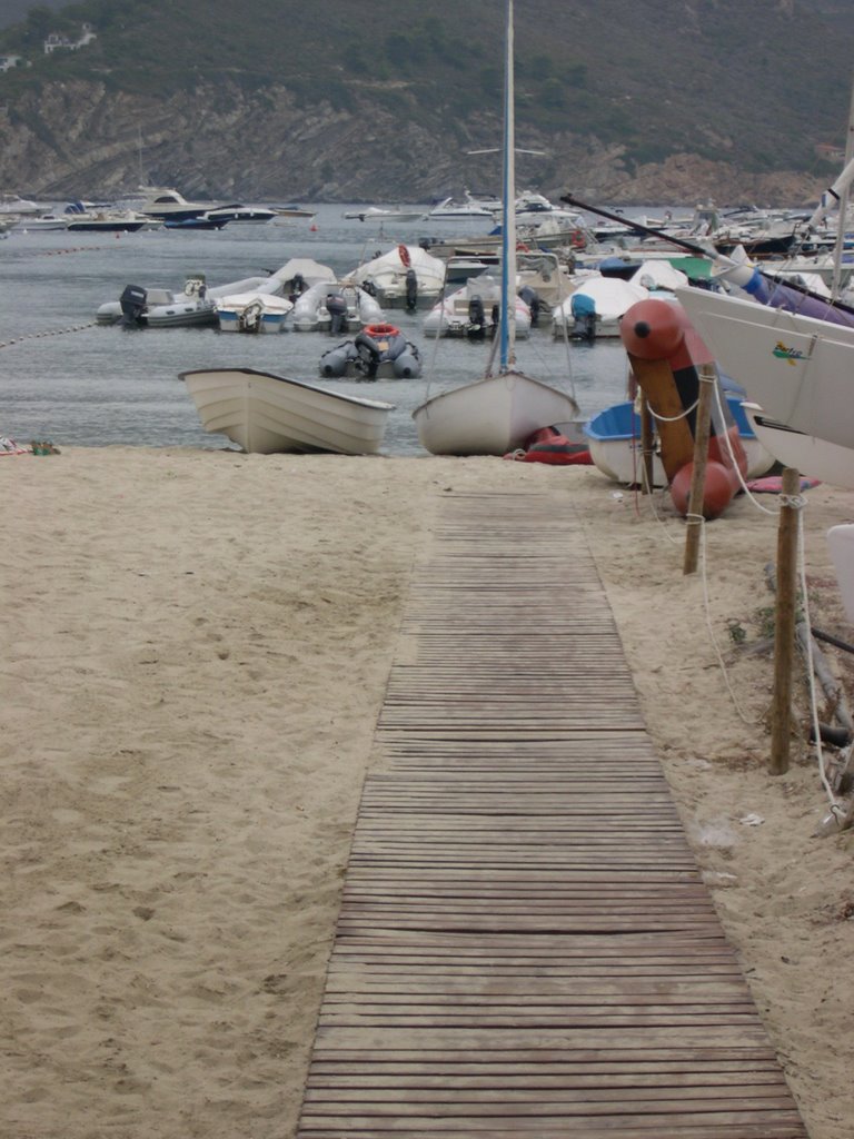 Marina di Campo beach by NoLogo