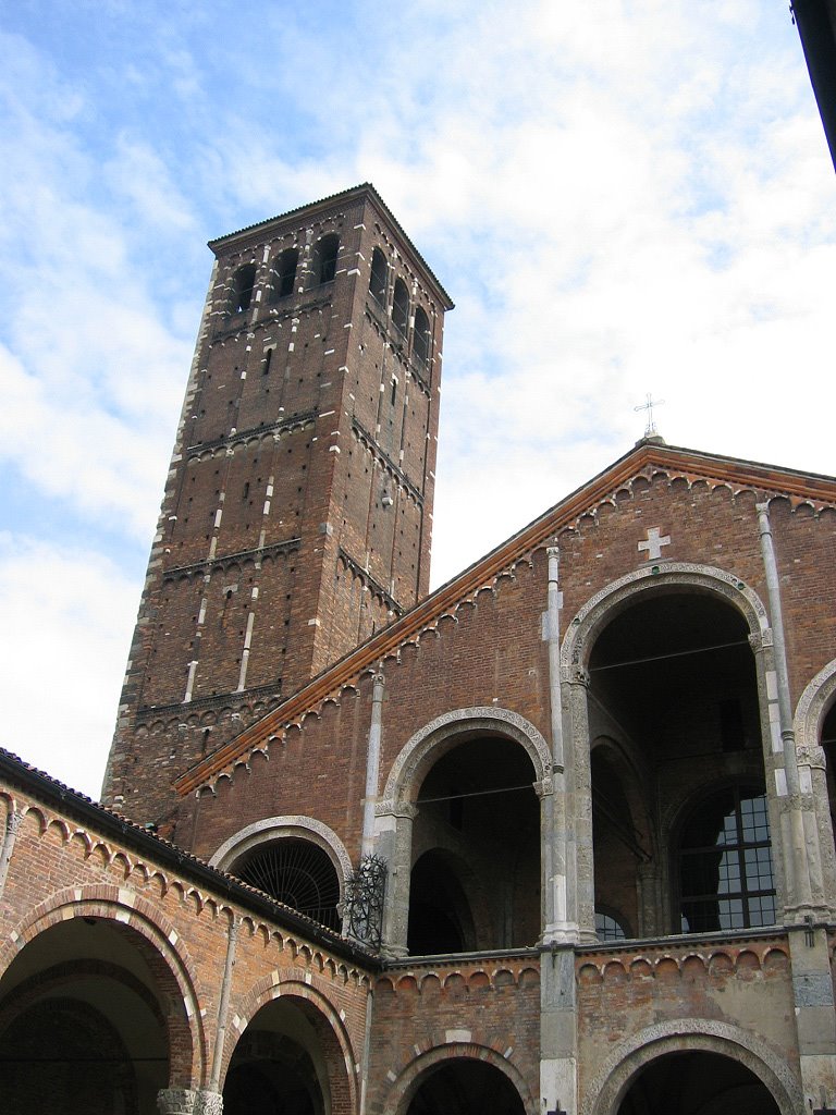 Basilica di Sant'Ambrogio by Paolo Motta