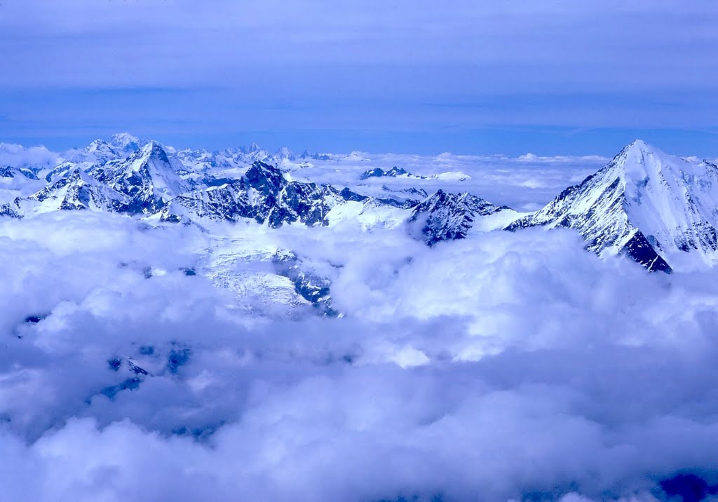 Dom; Blick auf Dent Blanche, Weisshorn by dietmarproske