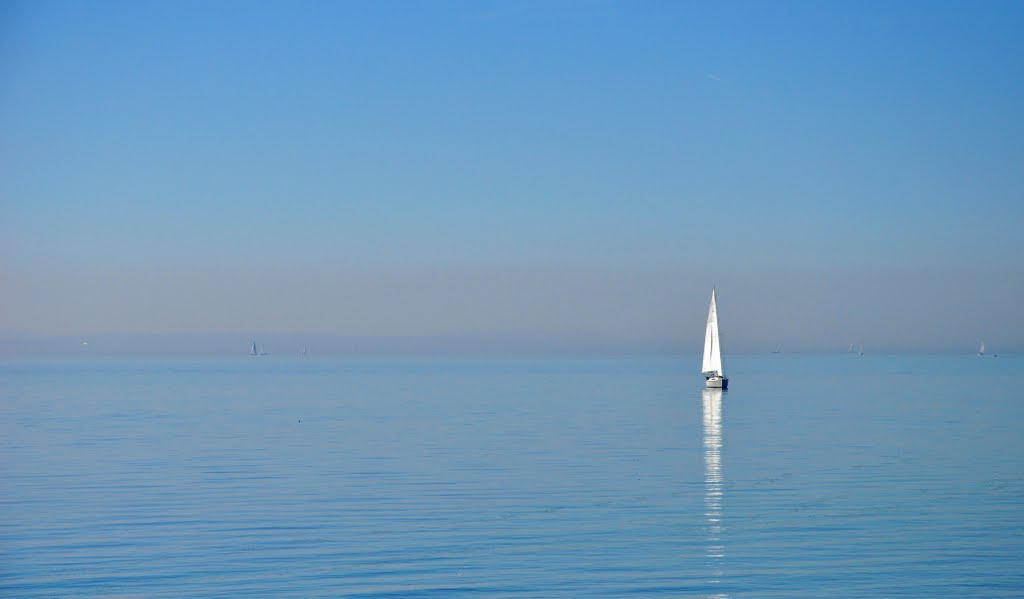 Ein Frühlingstag am Bodensee bei Lindau ... a spring day on Lake Constance (© Buelipix) by Buelipix