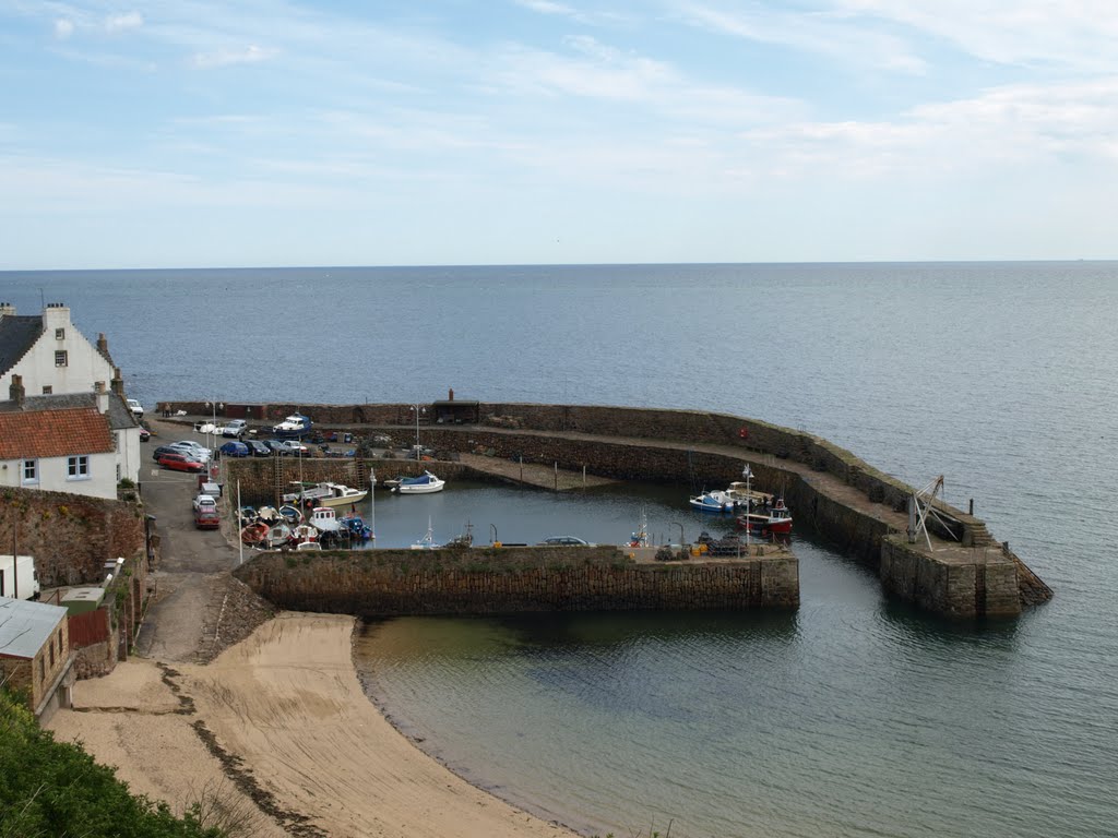 Crail Harbour by Olympus1872