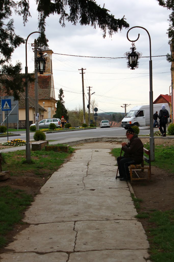 Piața Traian, Ocna Sibiului by Ciprian Lazar