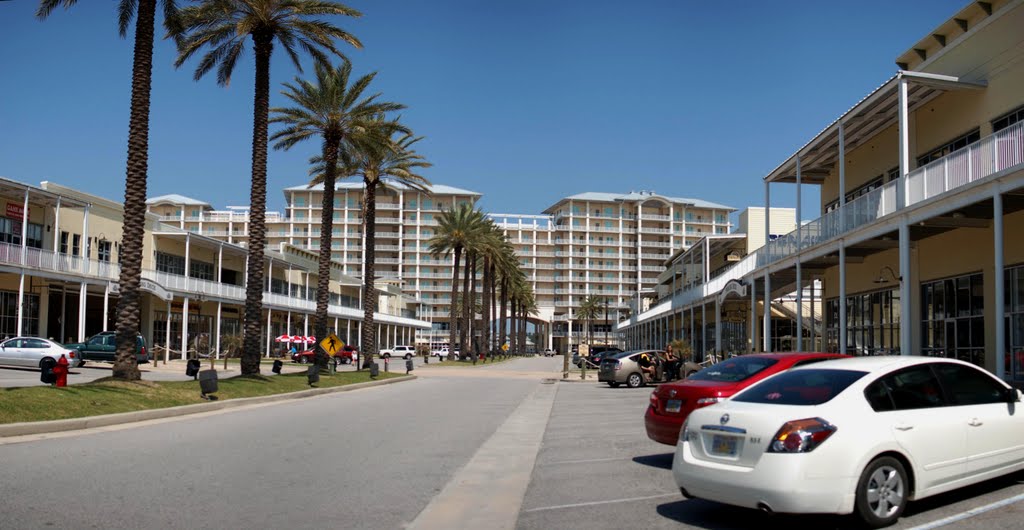 Wharf at Orange Beach by crapshoooter