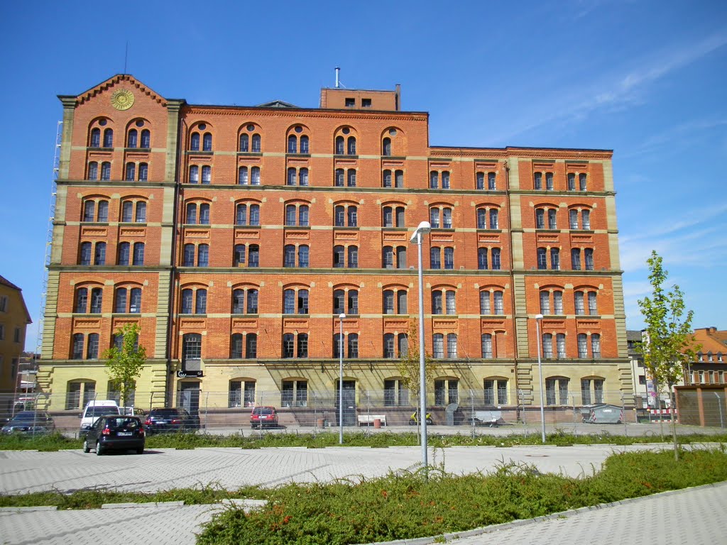 Mühlengebäude der ehemaligen Brauerei Sinner, Durmersheimer Straße 55, Karlsruhe by stefan_ka