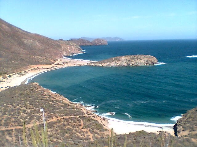 Playa Piedras Pntas, San Carlos Nuevo Guaymas by Jaime Coronado