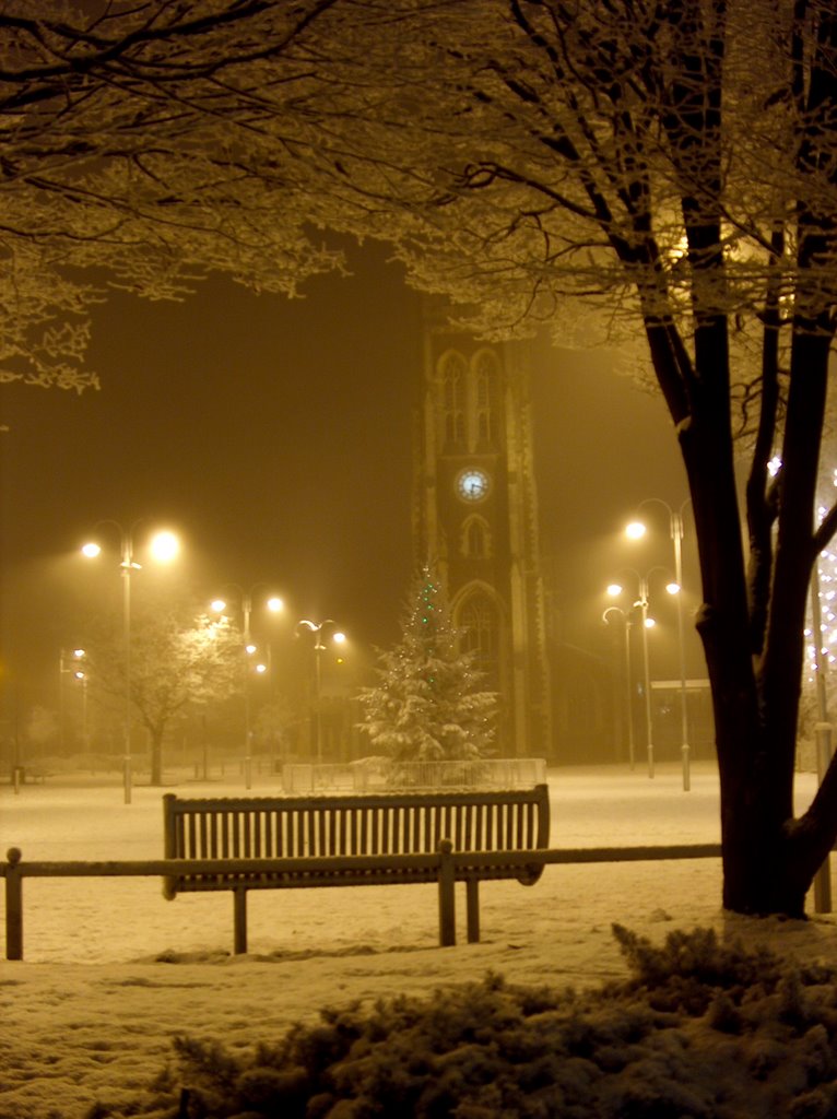 Church Square, Scunthorpe (2005.12) by dickie&dabba