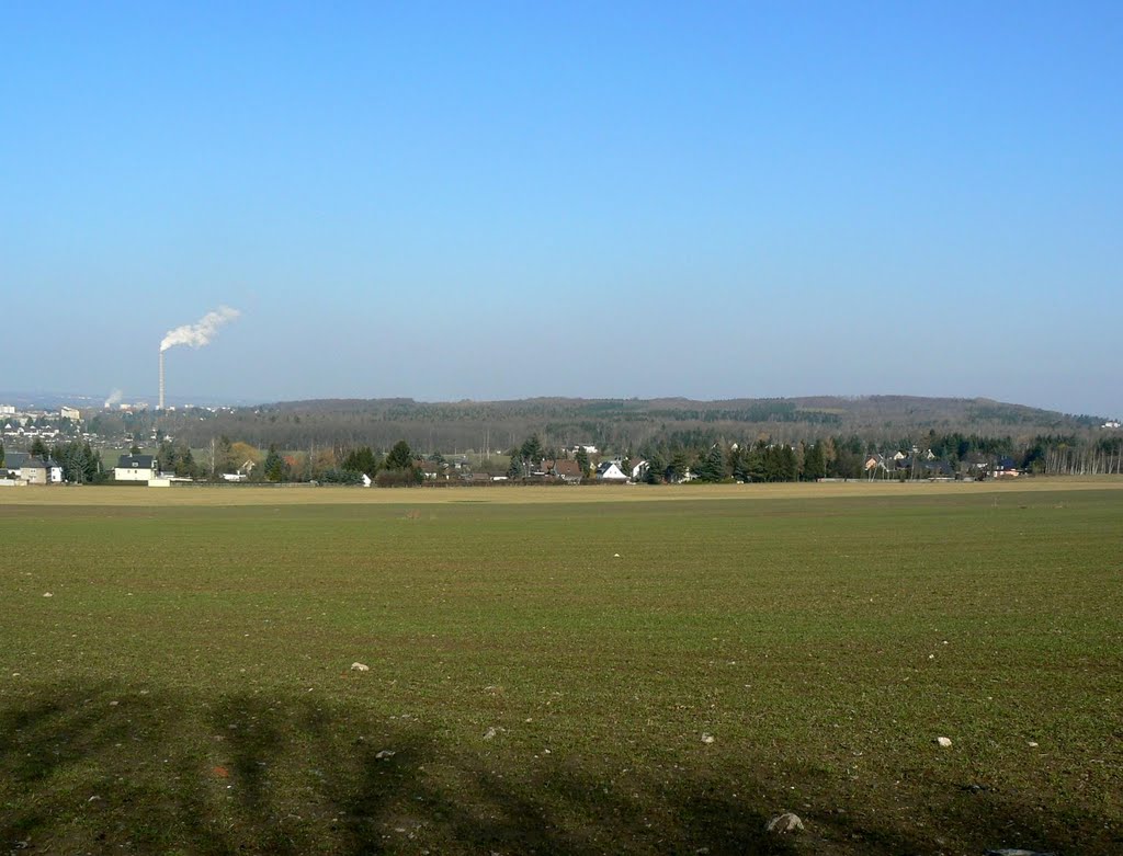 Chemnitz - Panoramablick über den östlichen Teil von Chemnitz - 3 by Thomas Eichler