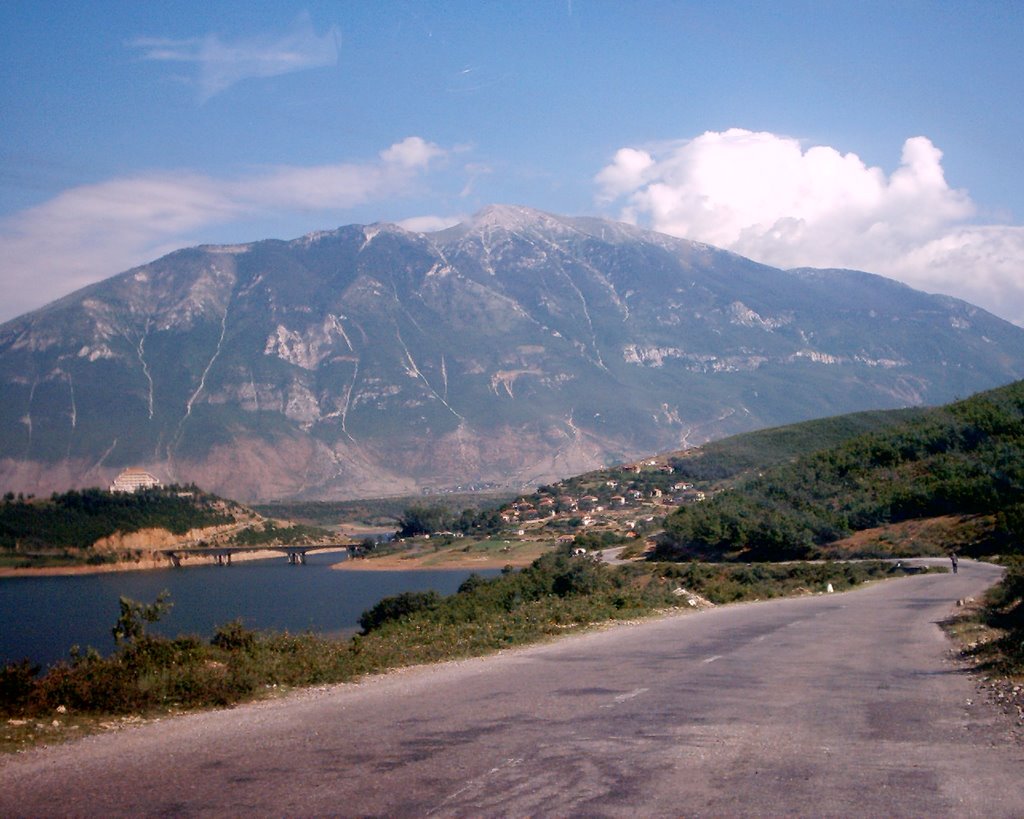 Kukës, the mountain range by Starosta