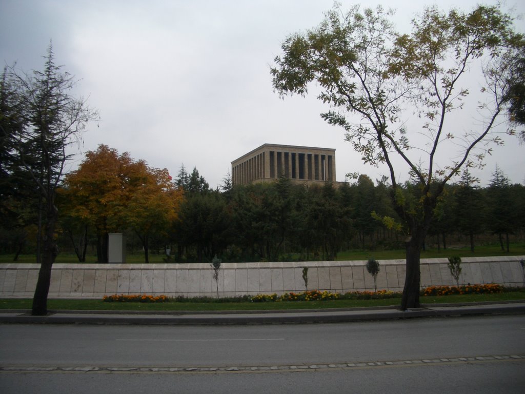 Genclik Caddesinden ANITKABIR manzarasi by aykut.yuksel