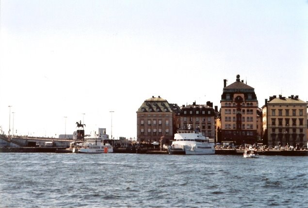 Stockholm-Hamn-July-2006 by Eva Lorentzen