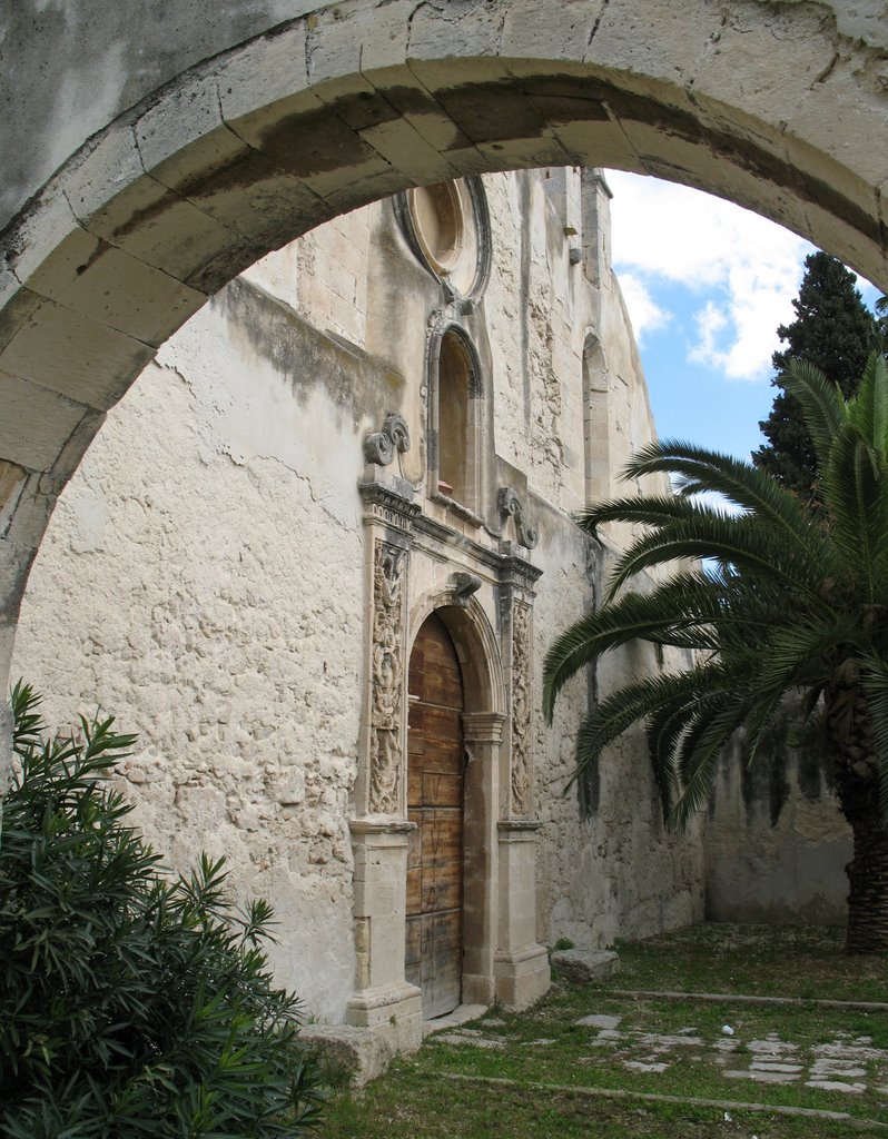 Chiesa trecentesca di S.Giovanni Battista alle Catacombe (particolare) - Siracusa* by Bellisario Fasano