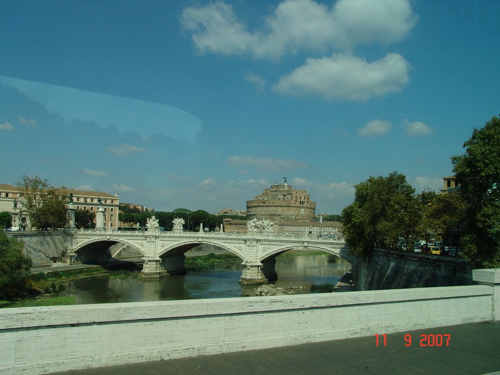 Castelo de Santo Angelo - Roma - Italia - 41º 53' 59.29" N 12º 27' 48.59" E by Geraldo Salomão