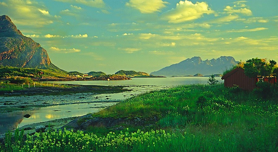 Kjerringøy by paul runnestø