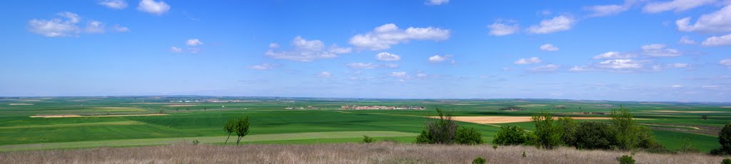 Panoramica de Quintanilla del Monte by luis_pa