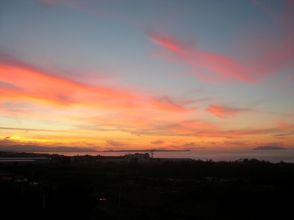 Un tramonto (31 gennaio 2004) by Nicola e Pina in Sicilia