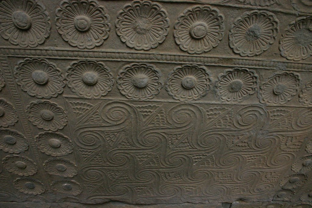 Ornamentation inside tholos tomb burial chamber by henryspencer