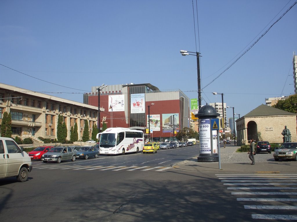 Moldova Mall - Iasi by Nicolae Andone