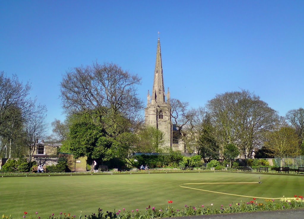 Spalding Parish Church in spring sunshine, 8/4/2011 by thefenman