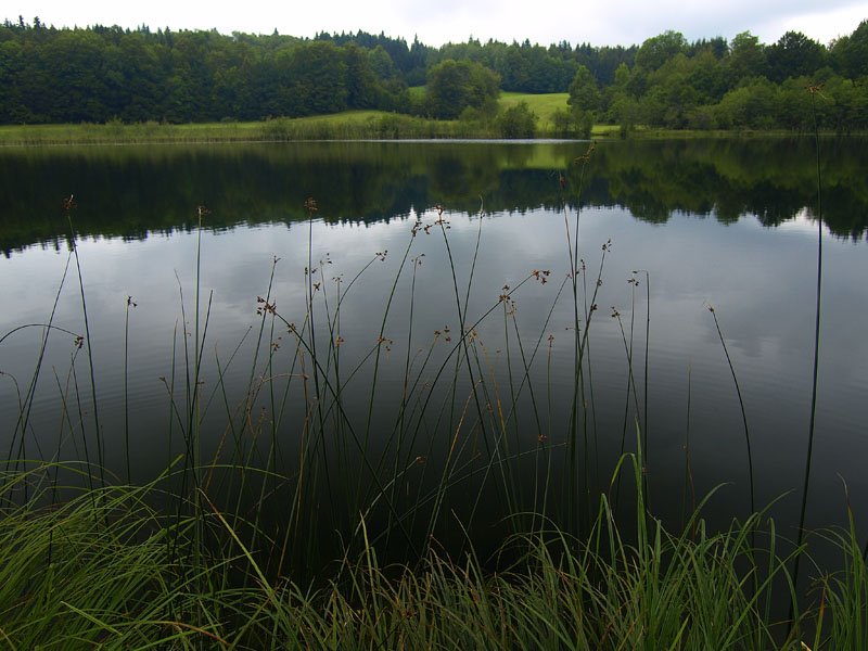 Le lac du Petit Maclu by Rémi Bridot