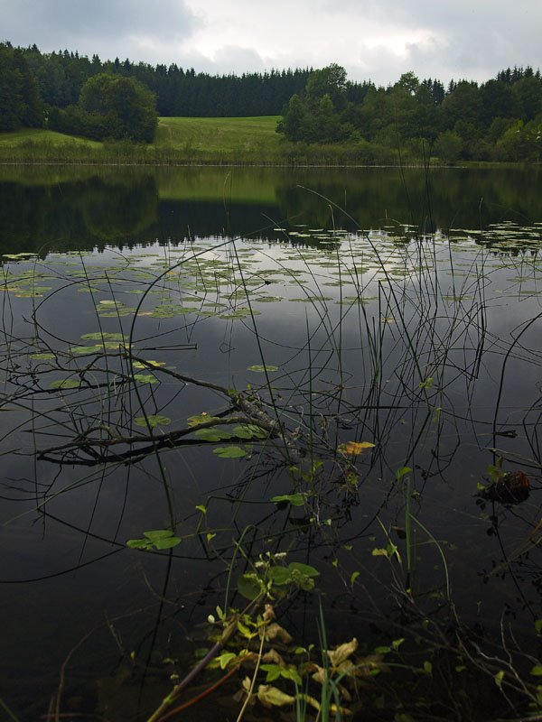 Le lac du Petit Maclu by Rémi Bridot